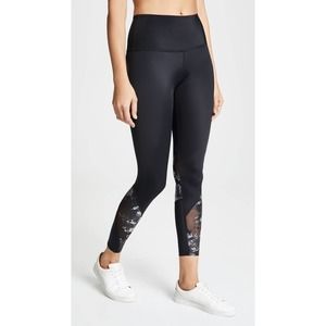 Beyond Yoga Compression Extend High Waisted Midi Leggings Foil Floral M H14169